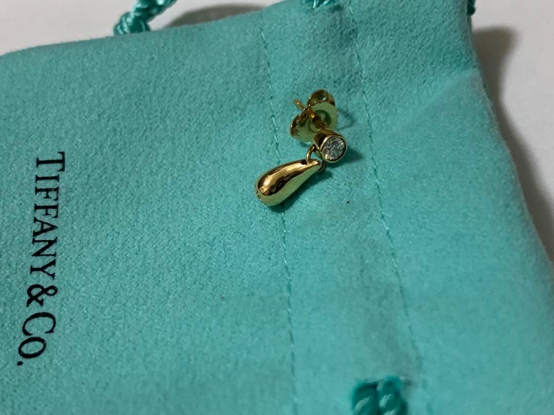 ティファニー　ティアドロップ　k18YG ダイヤ　ピアス　1.8g 片耳