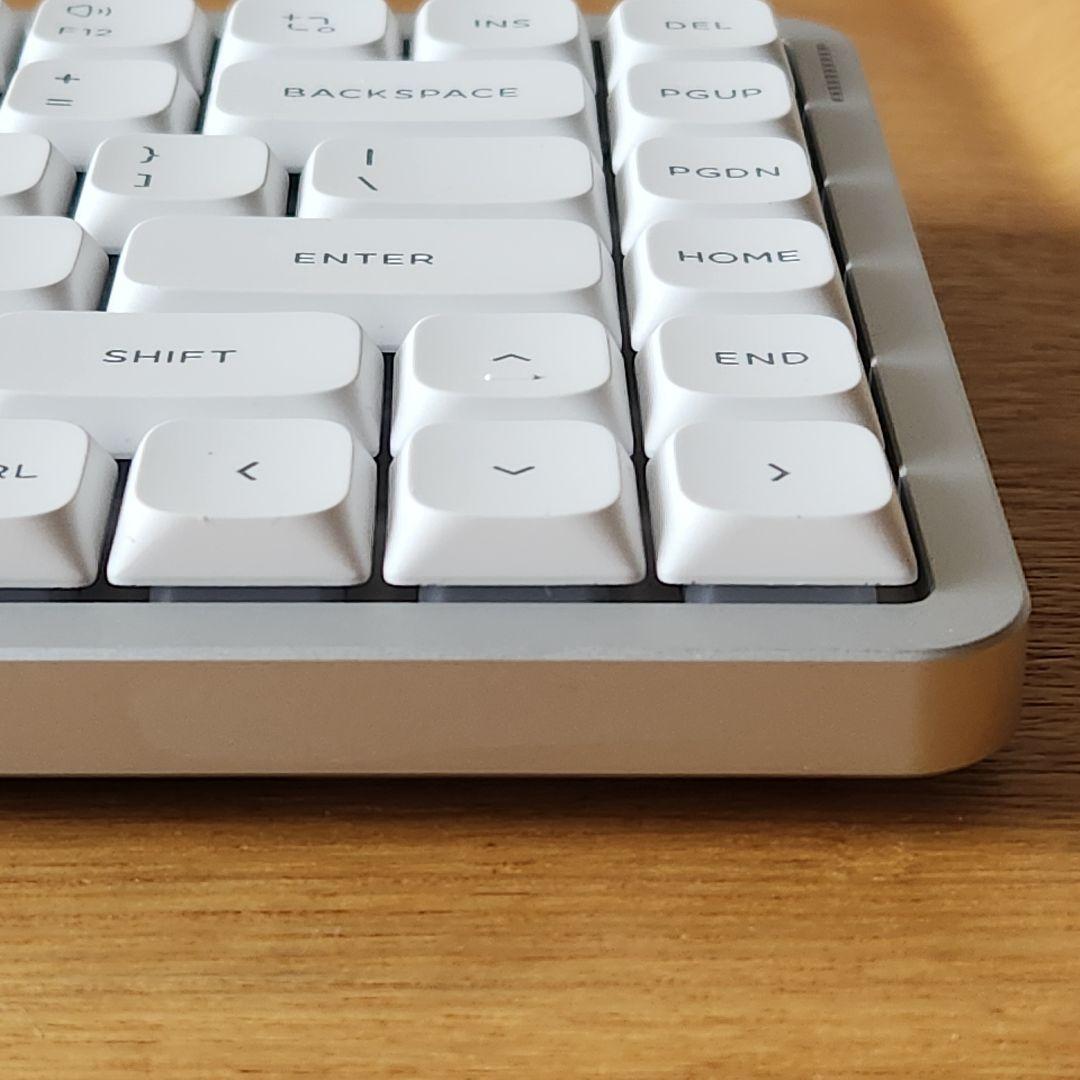 茶軸へ変更可】NuPhy AIR75 v3 red nano US配列 - メルカリ