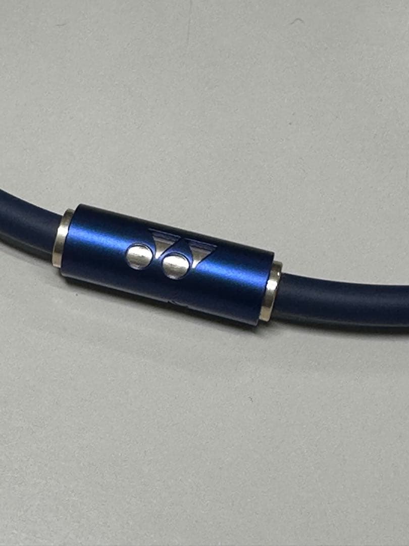 【直営限定色】V4パワーネックレスネオプラスYOX00024 ネイビー/ゴールド V4パワーネックレスネオプラス. YOX00024|YOX00024】ヨネックス【公式