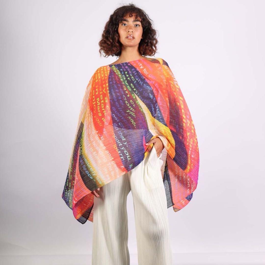 希少 美品 プリーツプリーズ イッセイミヤケ VOYAGER マダムT ポンチョ