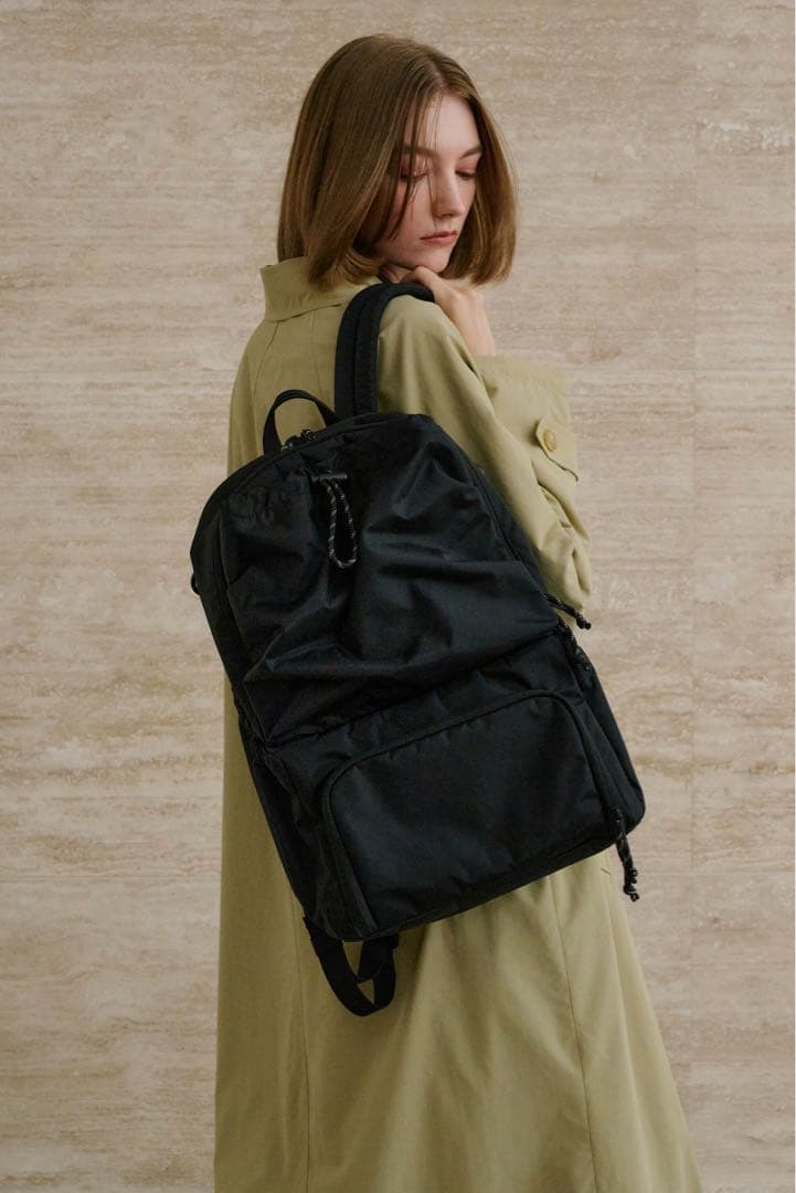 ブラック ナイロンバックパック NEW ERA ニューエラ バックパック ナップザック DAYSACK MS 150D