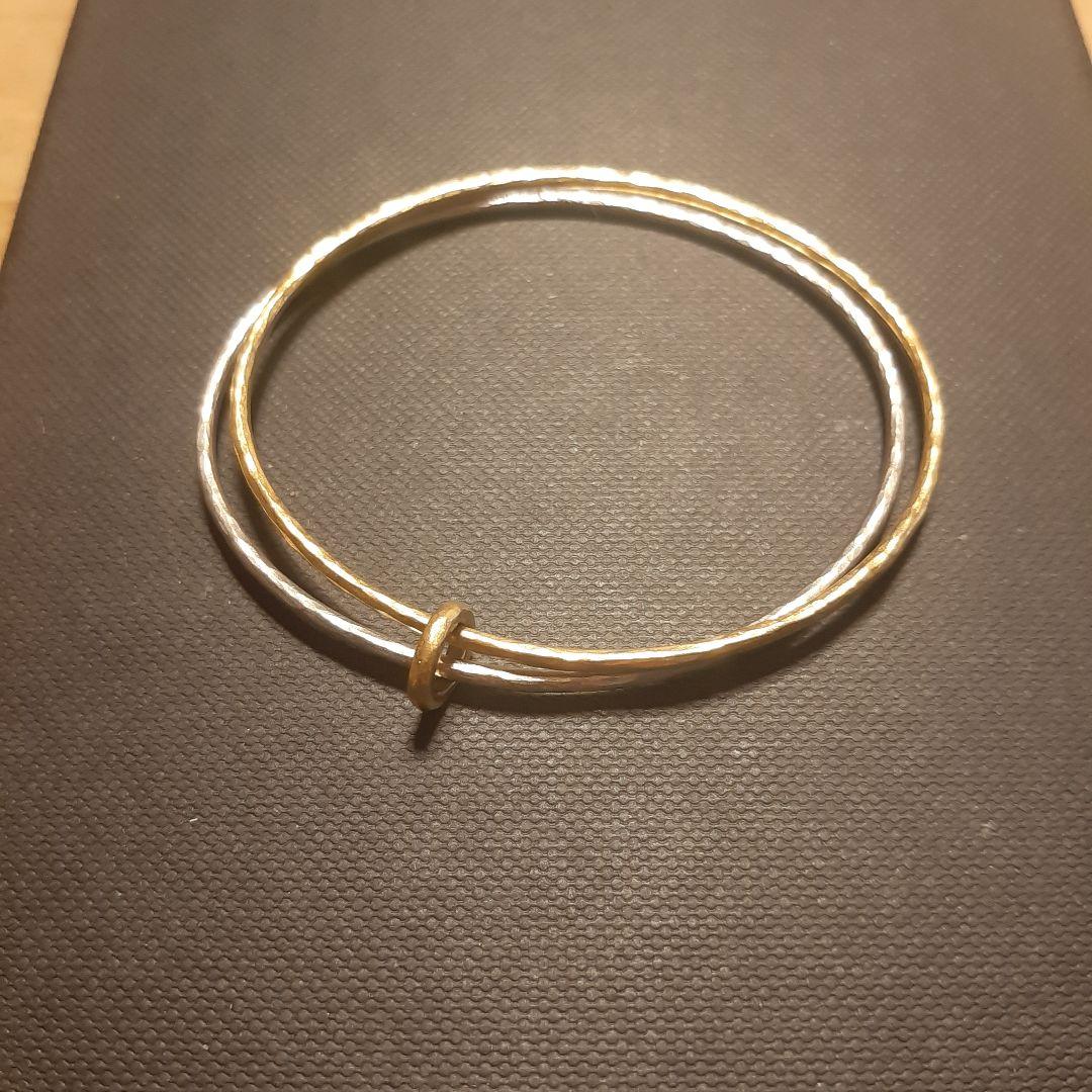 稀少デザイン マルコムベッツ バングル 22KYG WG malcolm betts(マルコムベッツ)】☆バングル☆ 送料/関税込 (malcolm