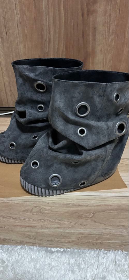 YELLO MERCURIO SHORT BOOTS ブラック(L)