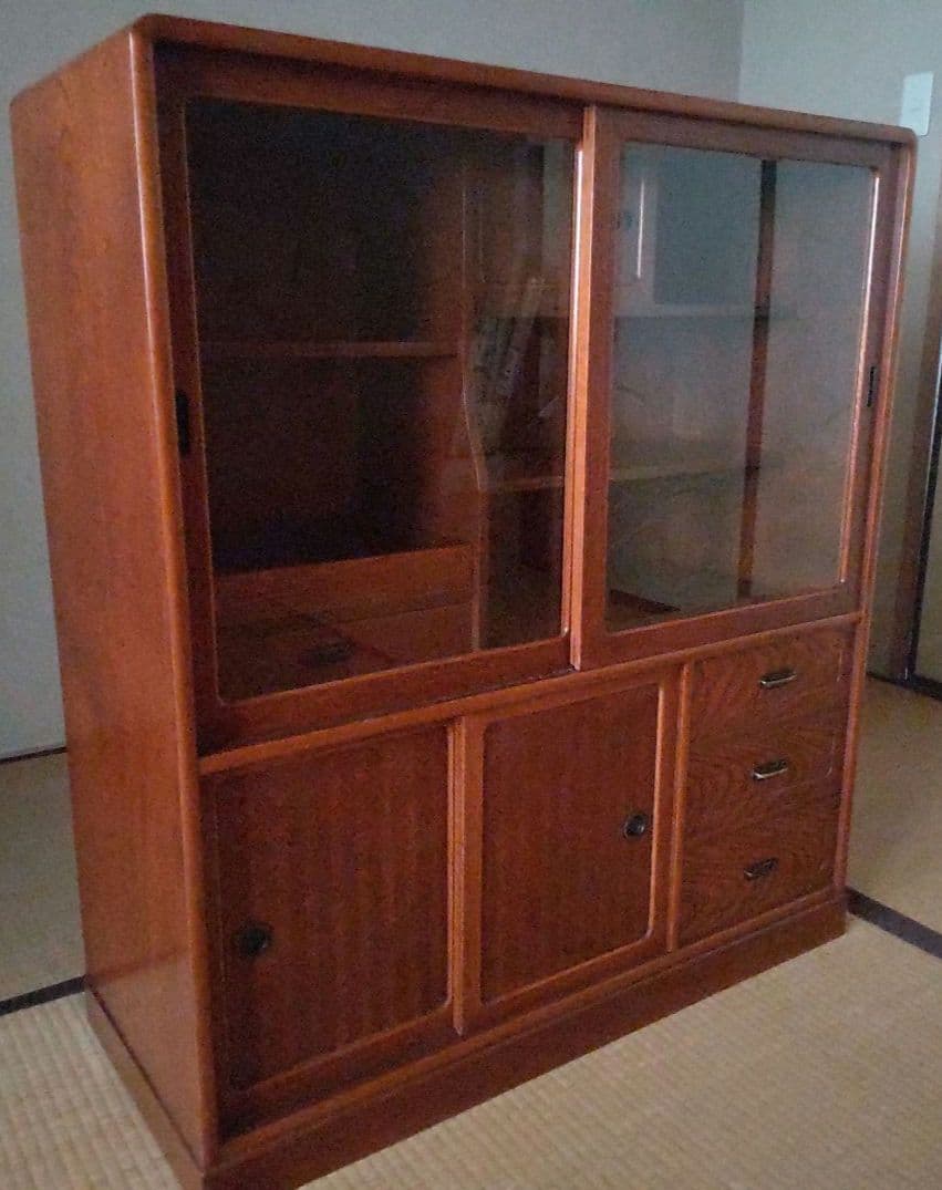 茶箪笥　和風木製ガラス扉収納棚 楽天市場】【開梱設置無料】 茶箪笥 和風 茶タンス 和室 茶ダンス 木製