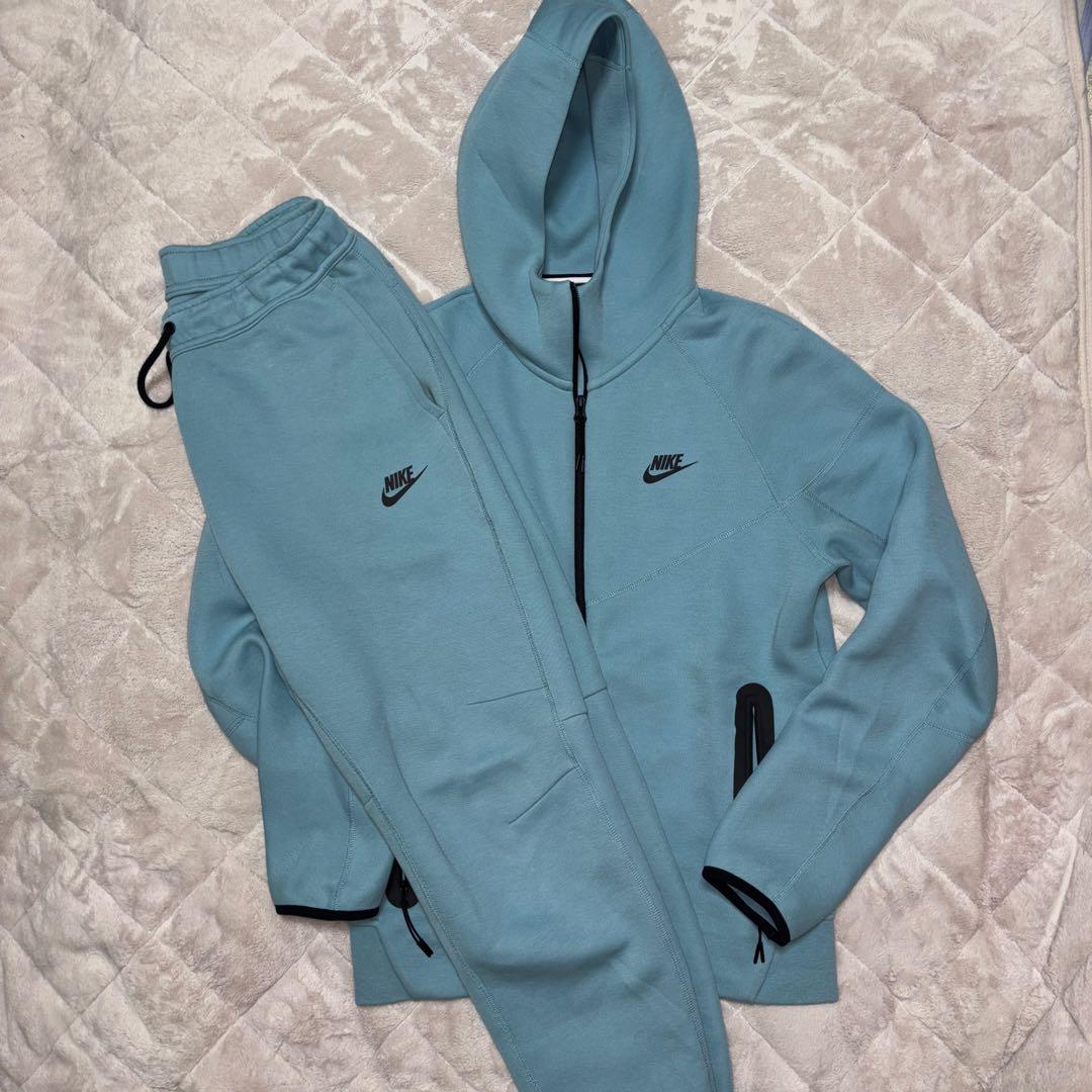 激レアNike tech fleece ナイキ テックフリース 水色 上S下L - メルカリ