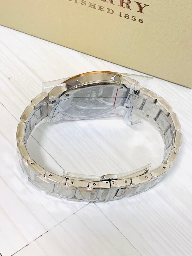 新品未使用】バーバリー 腕時計 BU9006 クォーツ 箱付 保護フィルム付