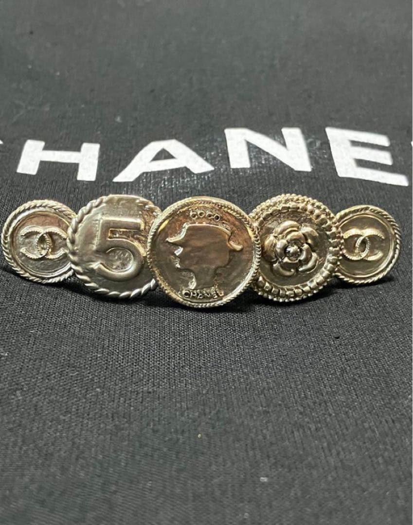 CHANEL:バレッタ(ゴールドアイコン) CHANEL:バレッタ(ゴールドアイコン) CHANEL:バレッタ(ゴールドアイコン