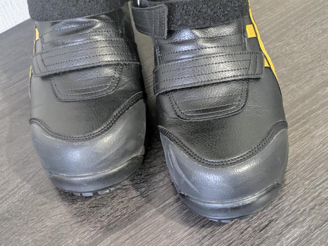 ASICS ウィンジョブ CP401 安全靴 27.5cm ブラック×ゴールド