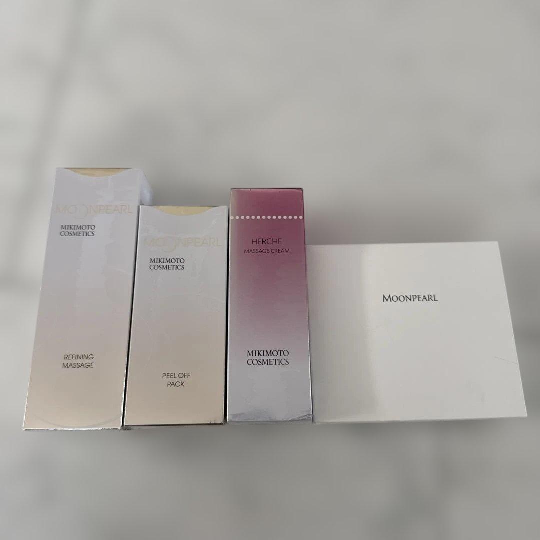 ミキモトコスメティックス 4点セット ジュエリーを纏う肌まで輝かせる 「ミキモト ホリデー デラックス