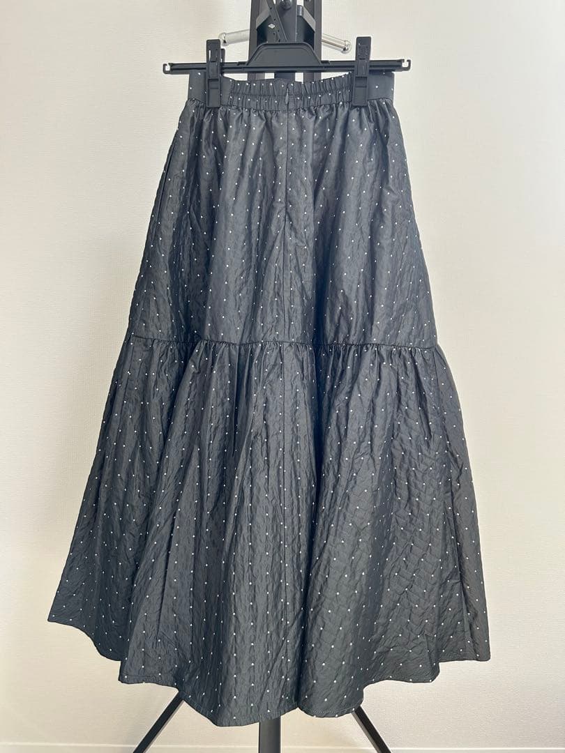 新品【hitomi】memory lamé dot jacquard skirt