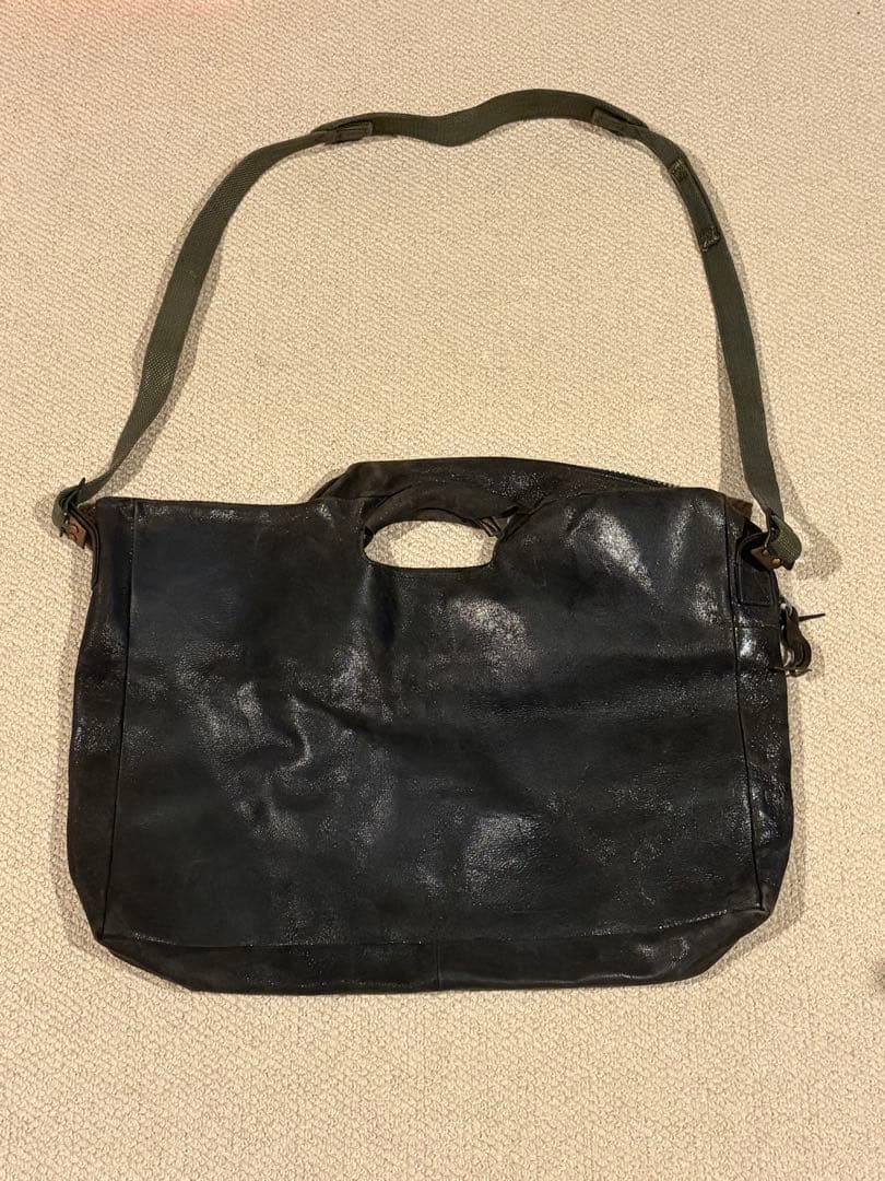 DELLE COSE ショルダーバッグ　イタリア製GUIDIレザー GIUDI]イタリア製 ボディバッグ ショルダーバッグ 本革