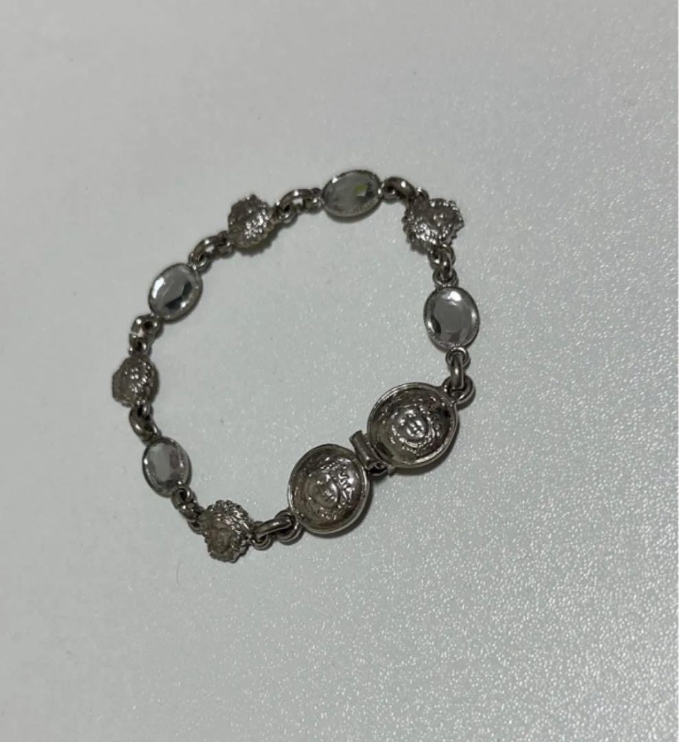 ジャンニ・ヴェルサーチ (GIANNI VERSACE)ブレスレット 中古・古着通販】GIANNI VERSACE (ジャンニ・ヴェルサーチ) メデューサ