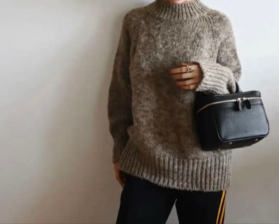 ch!iiibag チーバッグ　ブラック　レザー バニティ Shrink Leather Micro Vanity – ch!iii