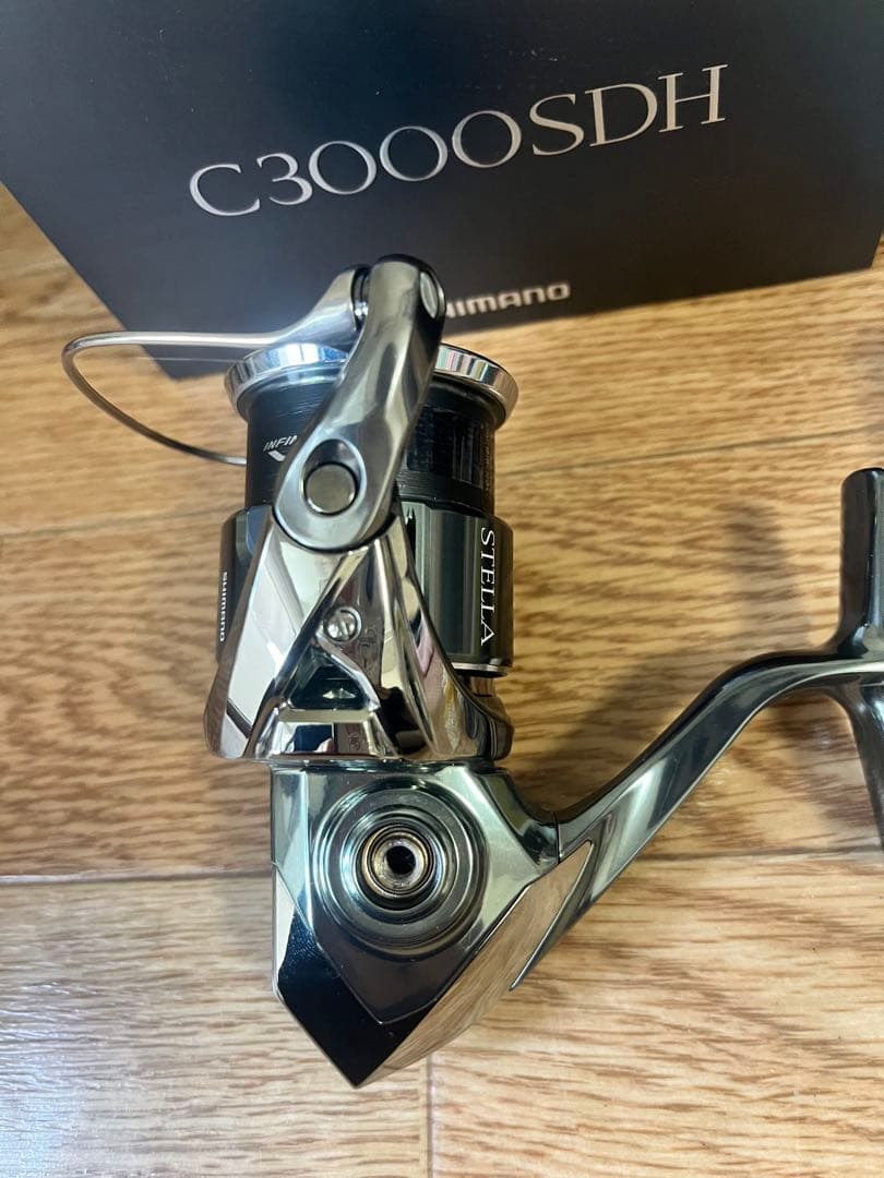 22ステラ C3000SDH リブレハンドル バランサー付き - メルカリ