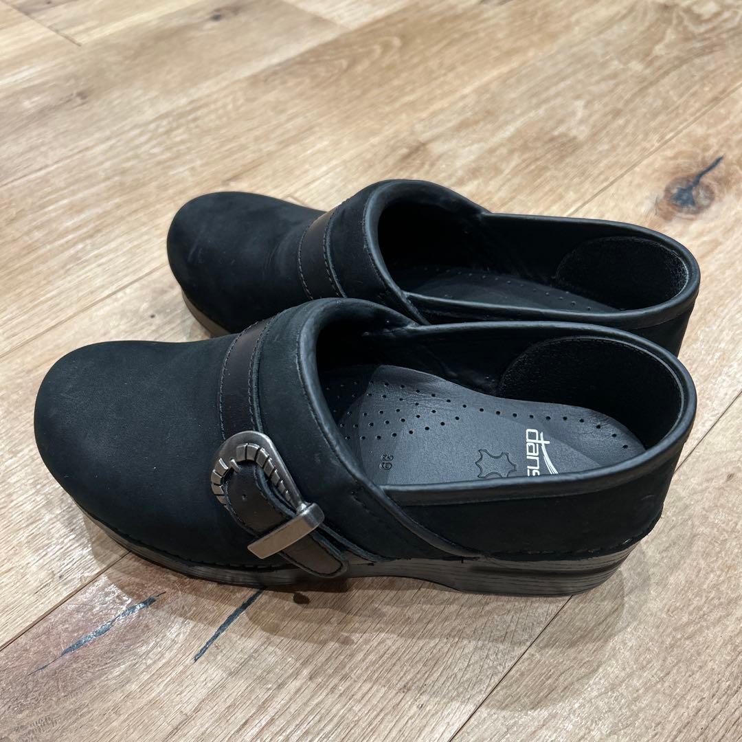 kanap【DANSKO】ヌバックレザー　39 Campbell Black Burnished Nappa – Dansko