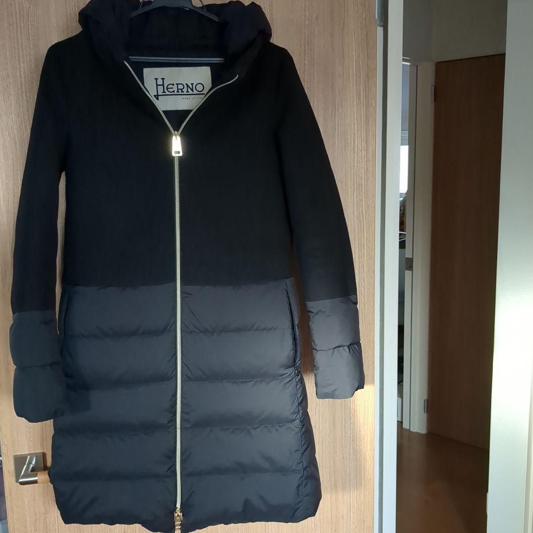 HERNO☆ヘルノ　ダウンジャケット38 HERNO（ヘルノ） ダウンジャケット レディース CAPE NOHOOD ZIP DJKT
