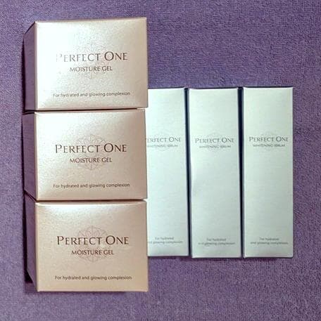 パーフェクトワンモイスチャージェル、薬用ホワイトニングセラム 各3個 楽天市場】【公式】パーフェクトワン 薬用リンクルストレッチセラム