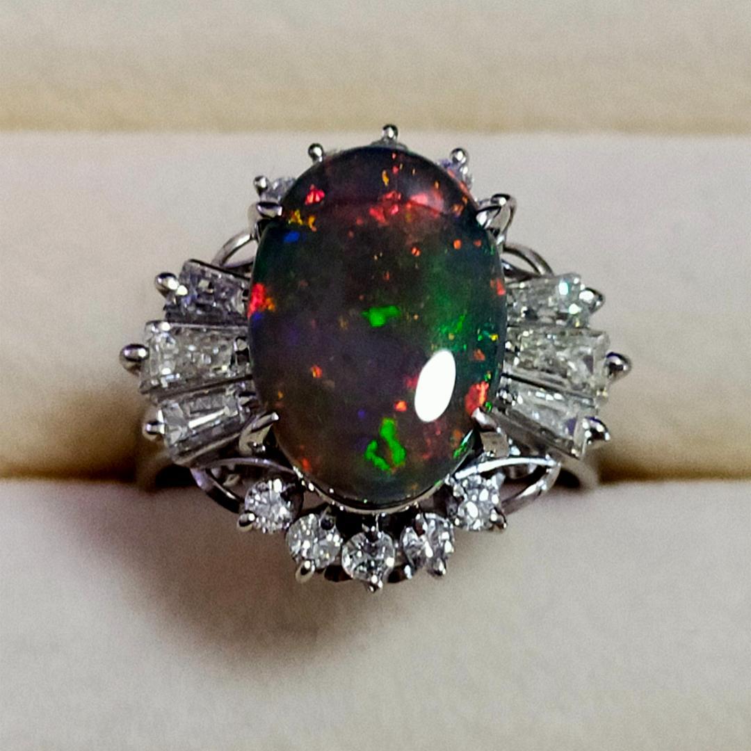 ブラックオパール　指輪　3.06ct　ダイヤ1.06ct　Pt900