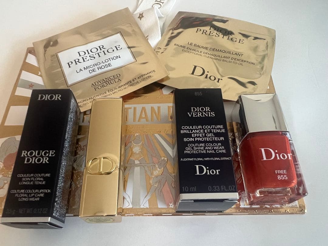 ディオールクリスタルスパークル口紅限定品010&ネイルエナメル855 Rouge Dior Lipstick #010 Crystal Sparkle Finish Holiday 2025