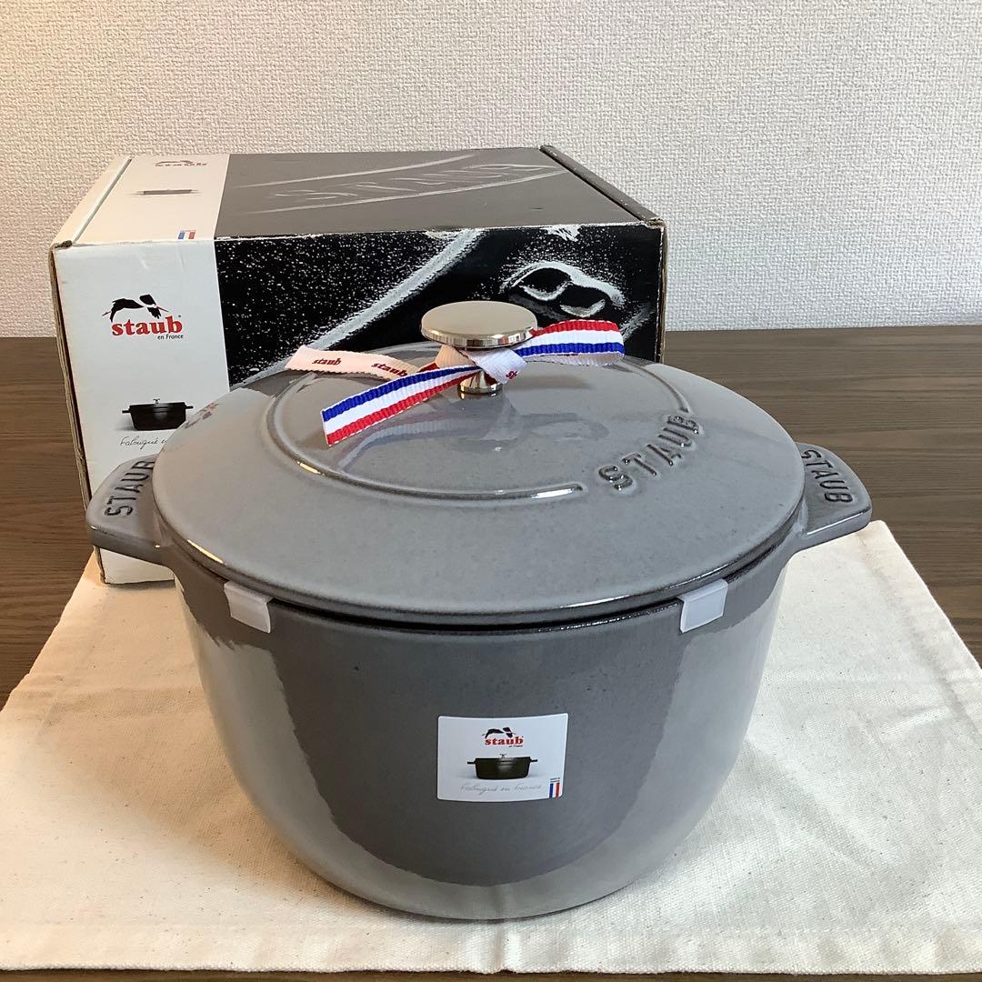 【未使用】ストウブ STAUB ファミリーライスココット20cm STAUB - 新品ストウブ ファミリーライスココット ブラック 黒 20cm L