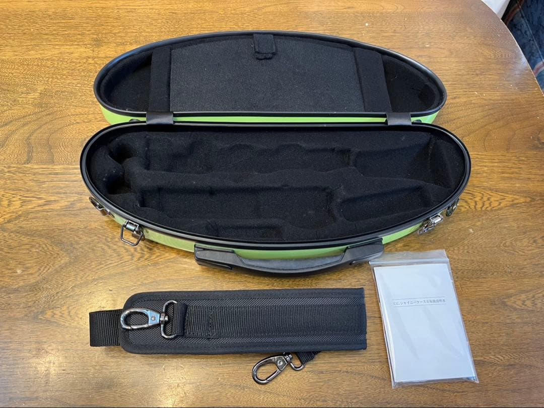 C.C.シャイニーケース B♭クラリネット用 アップルグリーン