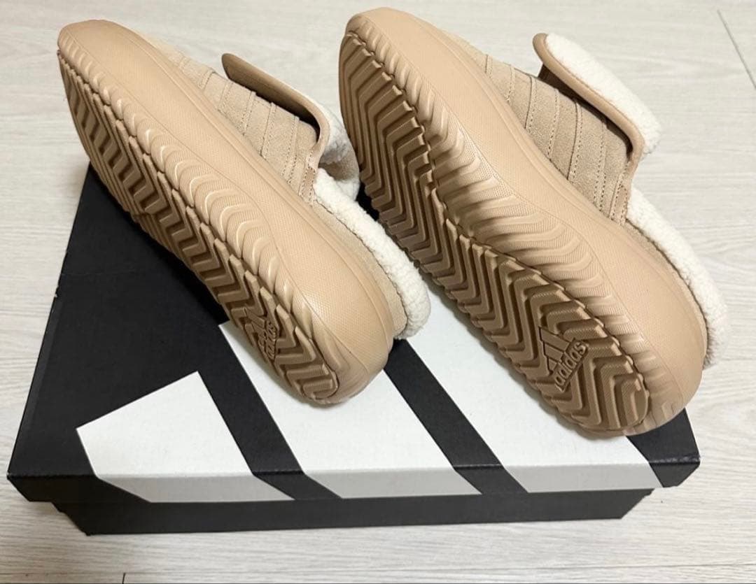 25.5cm 韓国限定adidas Grand Court Mule