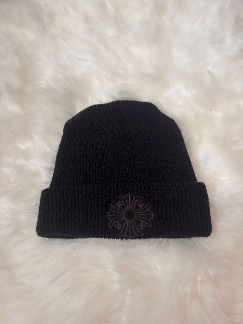クロムハーツ　クロス　黒　ニット帽 ☆登坂広臣さん愛用☆プレミア必須☆レザー クロスパッチ☆ (CHROME