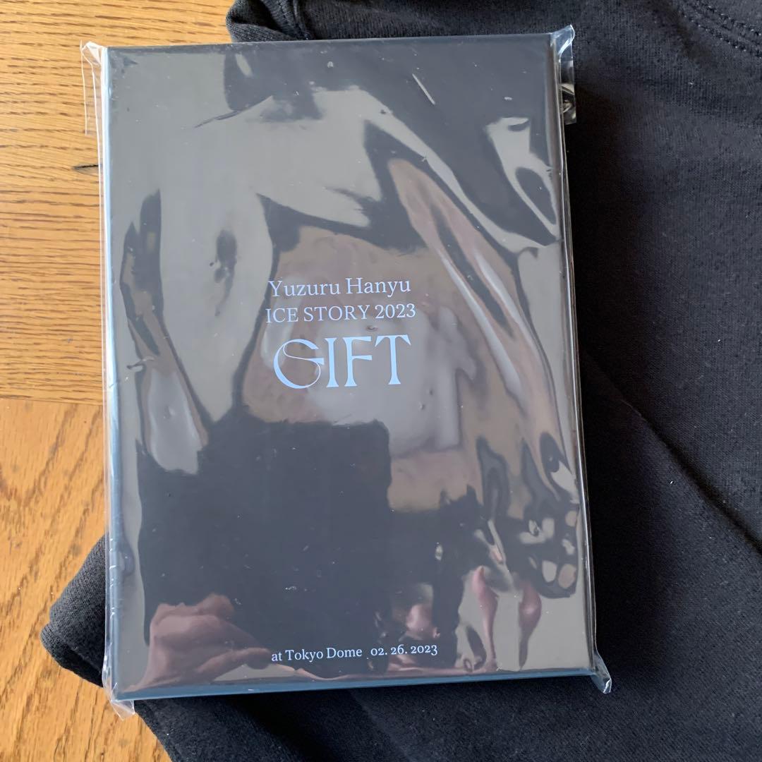 オマケ付】羽生結弦『GIFT』オリジナルパーカー＆DVDセットAmazon.co