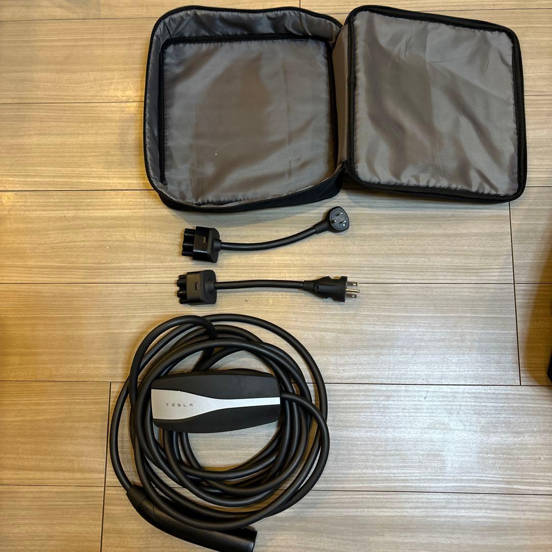 Tesla(テスラ) GEN II モバイルコネクター 日本正規品 - メルカリ