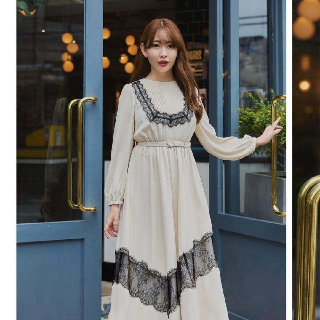 herlipto Rosaline Lace Trimmed Dress