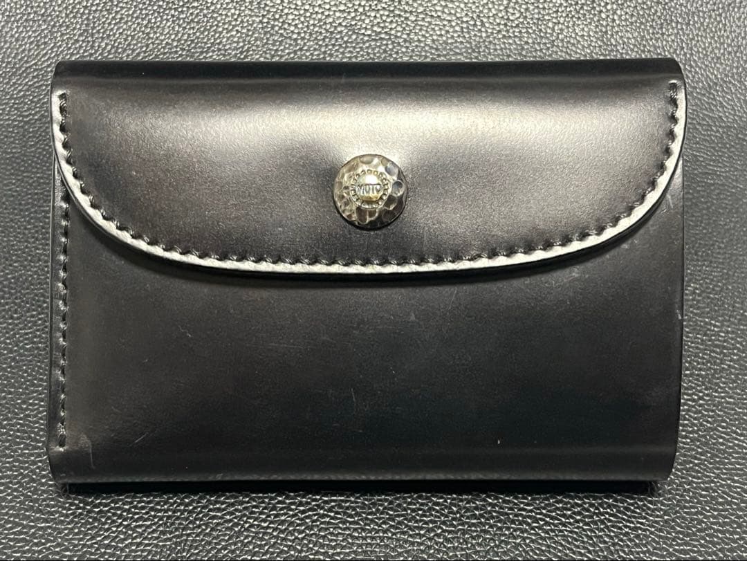 【emu】MOTO モト　ミドルウォレット　コードバン　ROCADO社 emu様専用】MOTO モト ミドルウォレット コードバン ROCADO社 - メルカリ