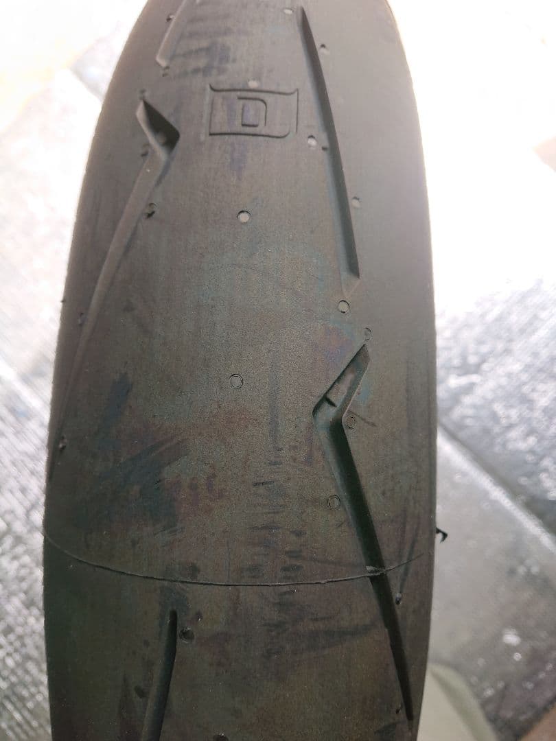 ピレリ スーパーコルサSC V4　120/70R17　リア用 DIABLO PIRELLI（ピレリ） SUPERCORSA V4 SC 120/70R17 58V（リア用