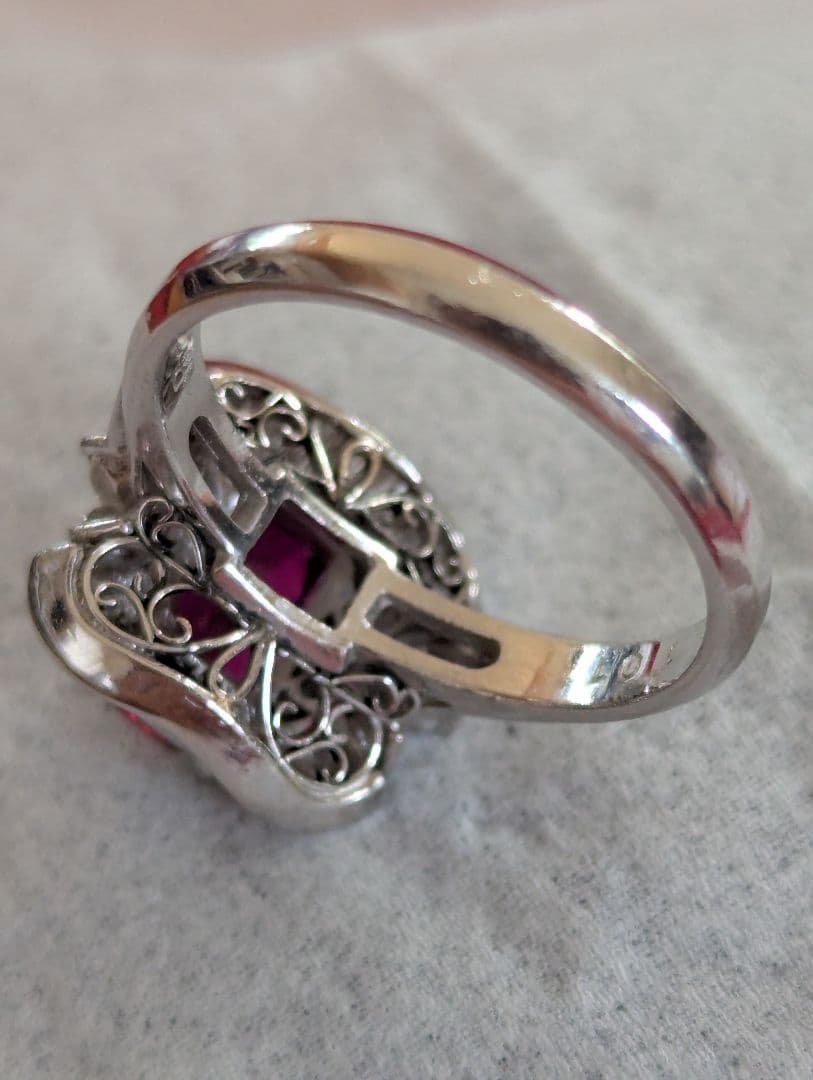 退院セール‼️バレンタイン値引き！ルビーの指輪1.35カラット写真も