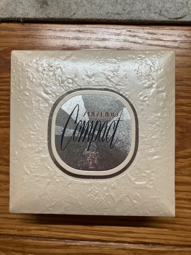 宮田宏平 純銀 88.30g 資生堂コンパクト