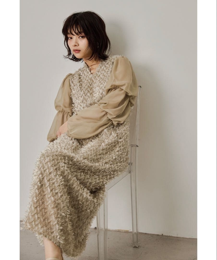 niana】デザインスリーブシャギードレス Mサイズ - メルカリ