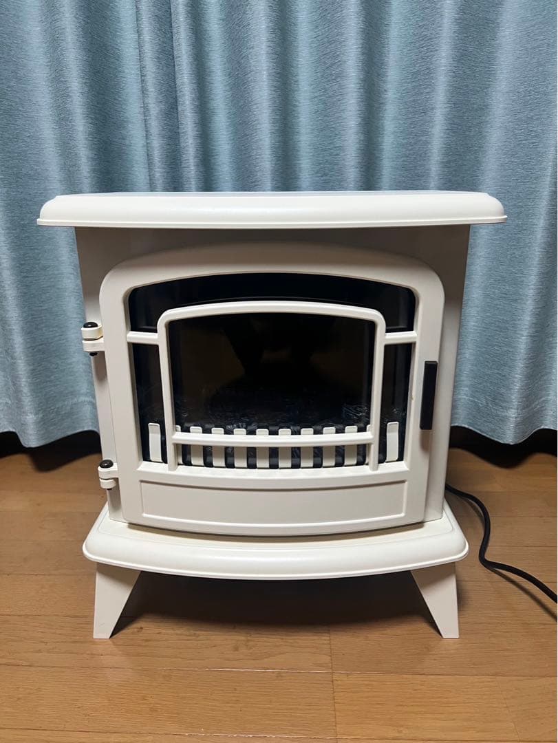 ニトリ ミドルワイド 暖炉型 ファンヒーター 2022年製 - メルカリ
