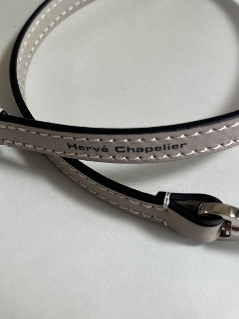 未使用に近い☆エルベシャプリエ レザーストラップM 1661L マ