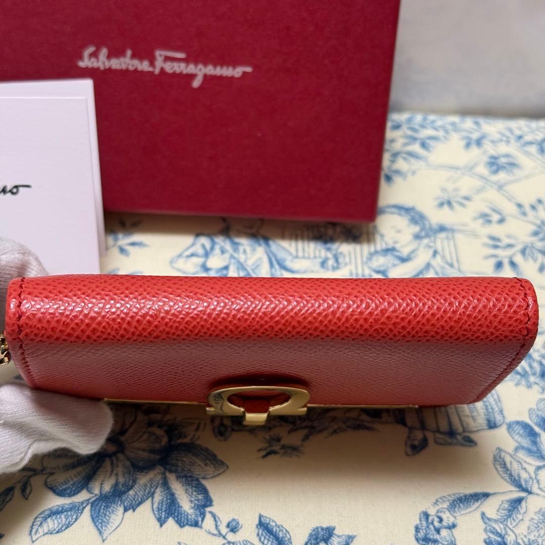 ライ様専用 フェラガモ コーラル カードケース キーケース - メルカリ