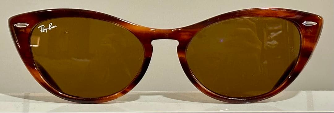 Ray-Ban ブラウン キャットアイ サングラス ロマンとエレガンスが宿る US最高峰 キャットアイ サングラス 1950s