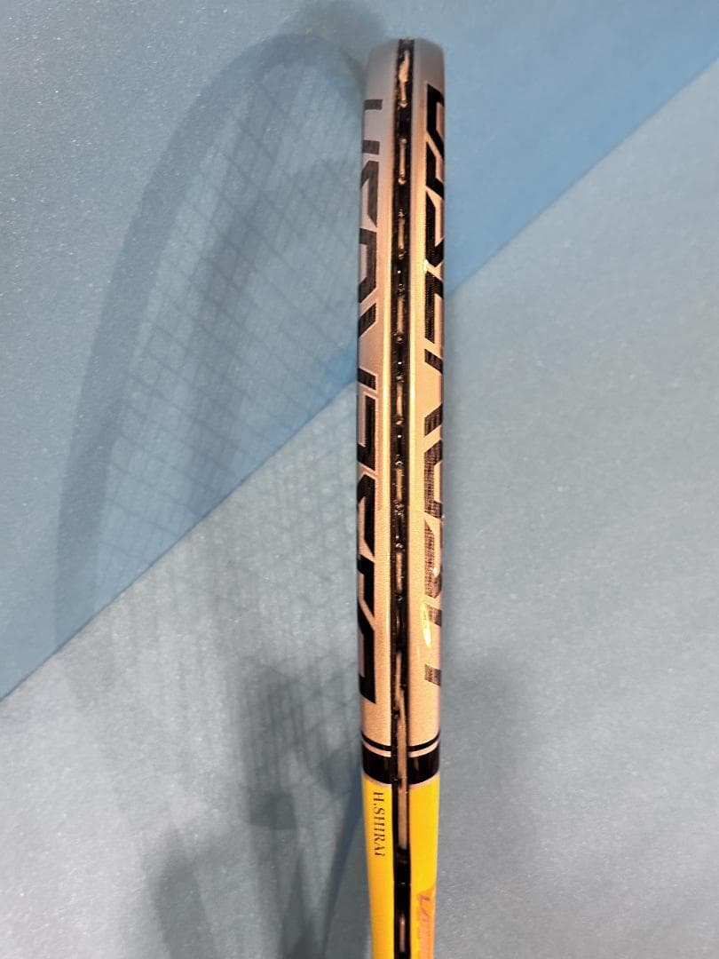 美品）YONEX レーザーラッシュ 5V ガムブースト（26ポンド） - メルカリ