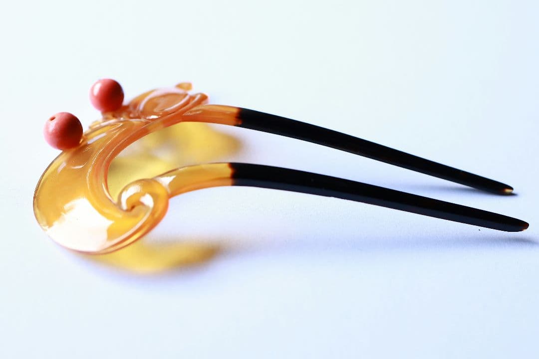 な*な様 絶品！ アンティーク かんざし 珊瑚 赤珊瑚 本べっ甲 - メルカリ