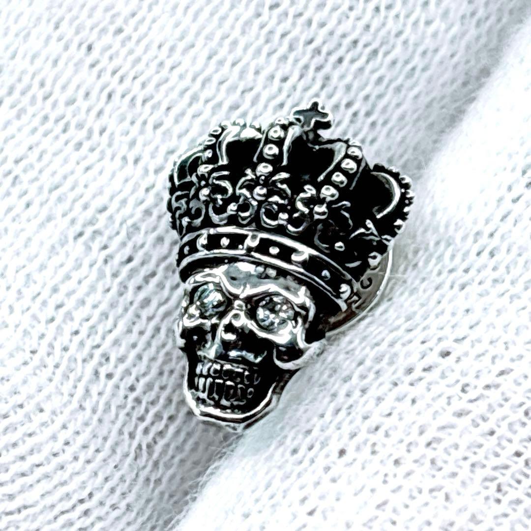 美品 Justin Davis ダイヤD 0.01 K18ポスト スカルピアス 美品 Justin Davis ダイヤD 0.01 K18ポスト スカルピアス 美品 Justin