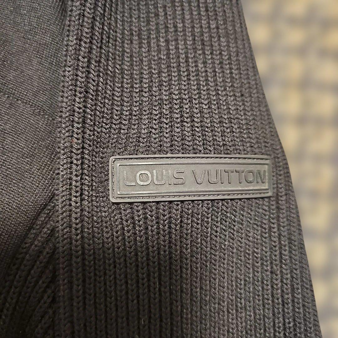 ルイヴィトン ブラックキルティングジップアップジャケット M - メルカリ