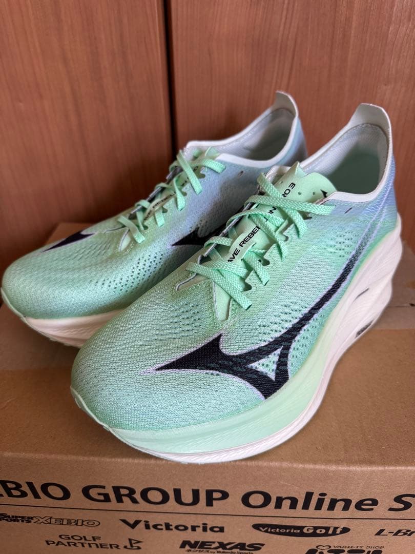 【MIZUNO】ウェーブリベリオンプロ（26.5cm）