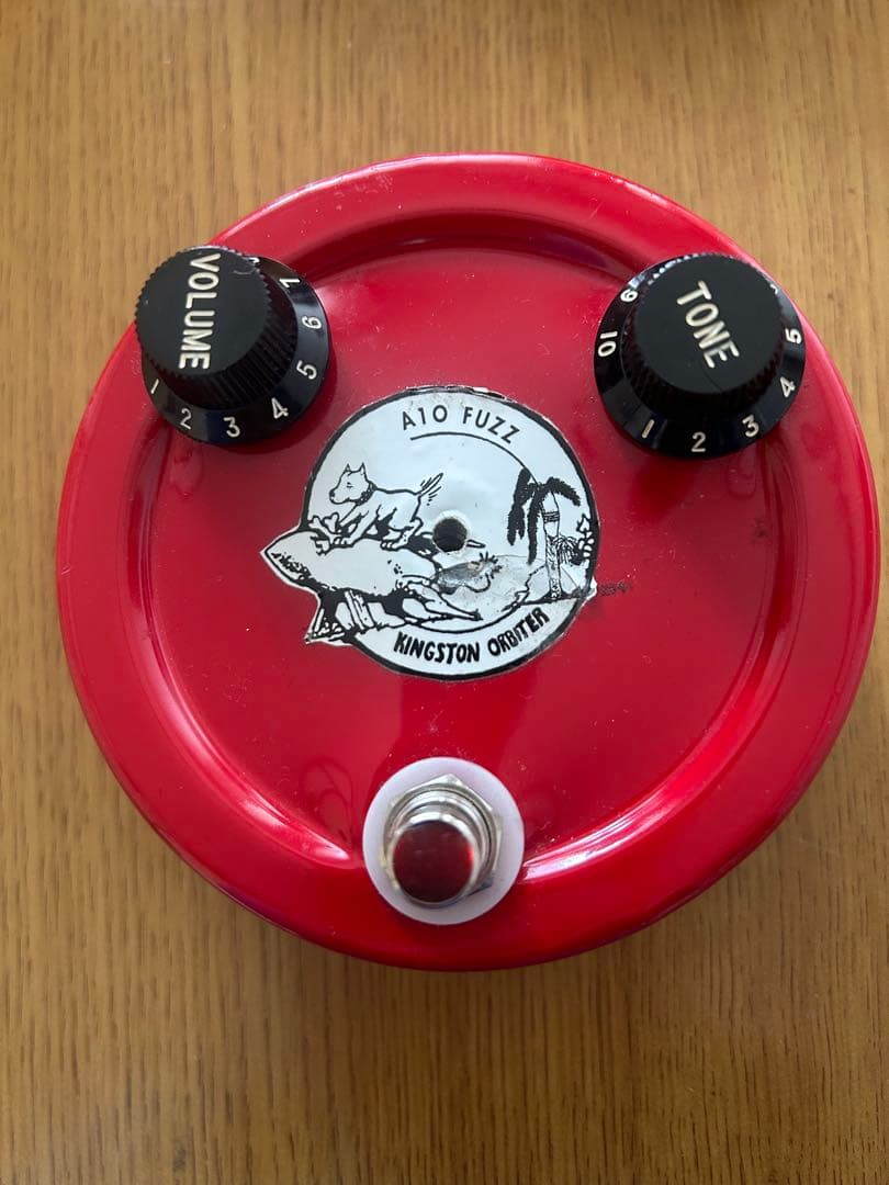 A10 FUZZ KINGSTON ORBITER レッド - メルカリ