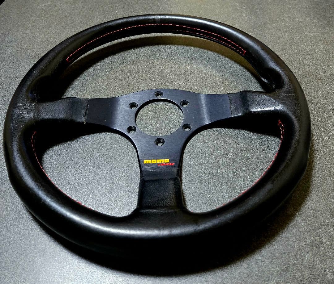 MOMO　モモ　CORSE　320mm　D32　ステアリング　中古品 MOMO モモ ステアリング レース 320mm ブラックレザー ##872111054