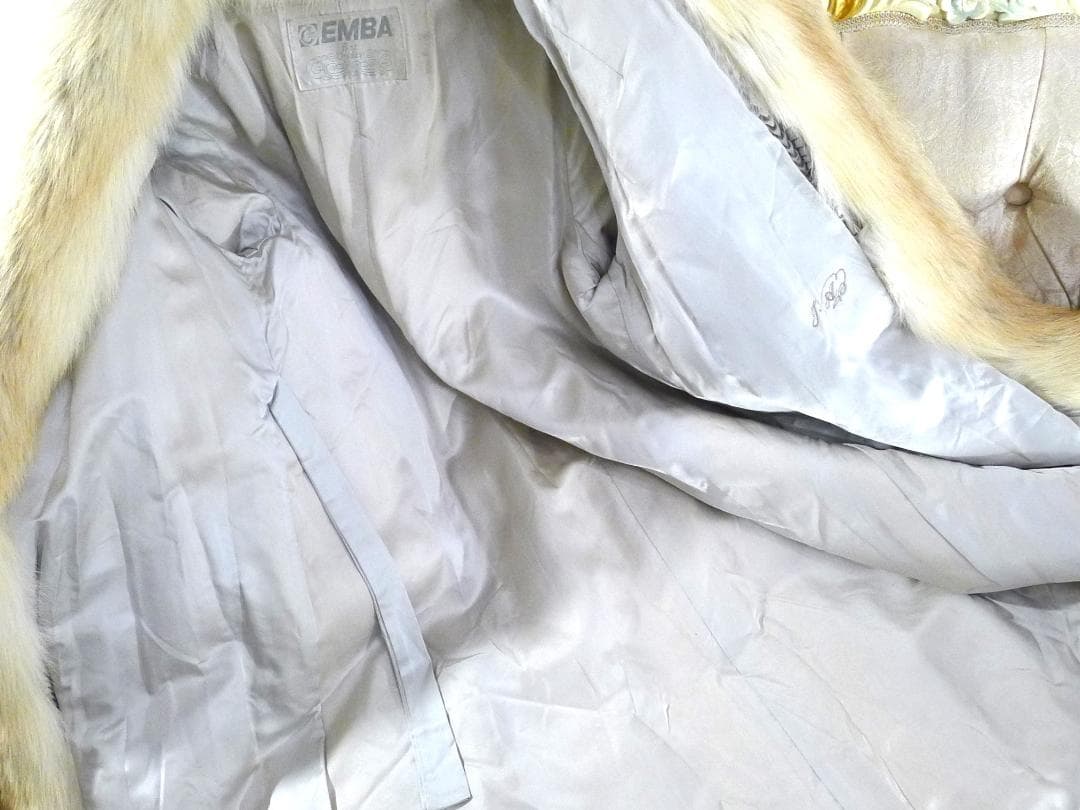 超お買い得【EMBA】超高級プラチナFOXfurロングコート(登録ナンバー付