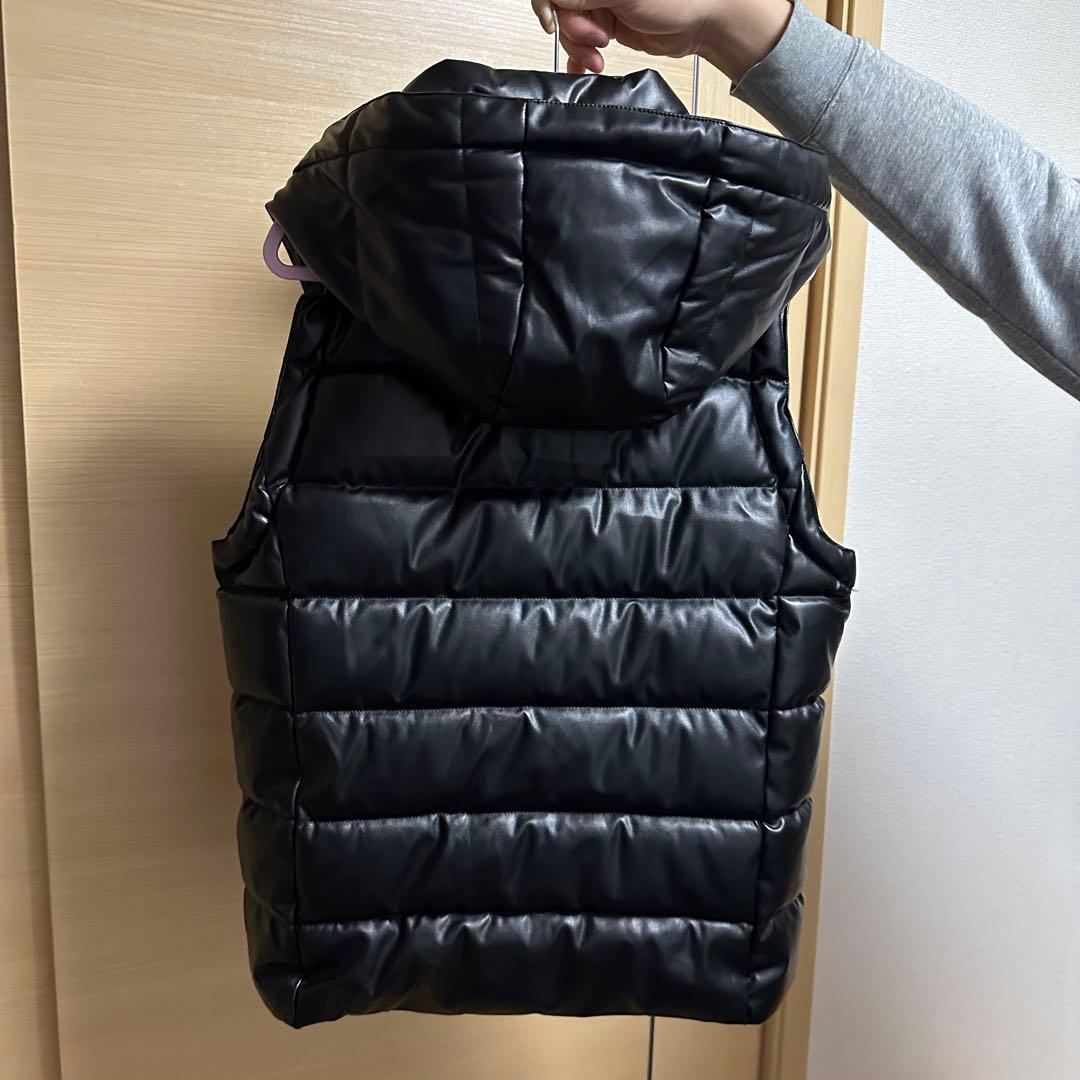 RTEG アダムスジャグラー ブラックキルティングダウンベスト(フード