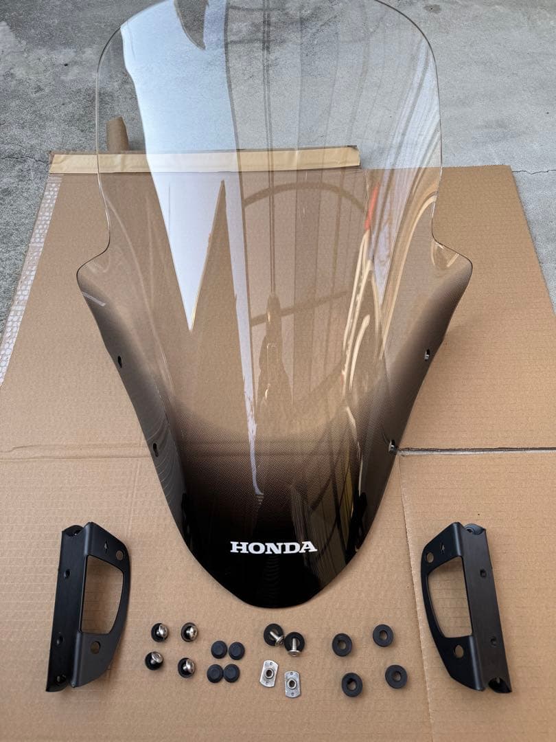 PCX2025年大陸製スクリーン61センチ クリア ホンダ（HONDA） TWR製 PCX スクリーン 新型2025年モデル対応 2025年式