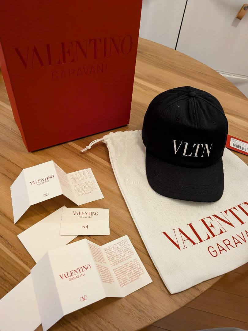 【未使用】VALENTINO GARAVANI VLTN キャップ 正規品 ヴァレンティノ・ガラヴァーニ VALENTINO GARAVANI VLTN 帽子 キャップ